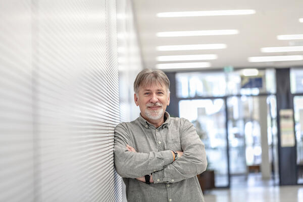 Bild vergr&ouml;&szlig;ern: Vogel Martin