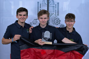 Bild vergr&ouml;&szlig;ern: Vizeweltmeister 2023 - Team Robo4future
