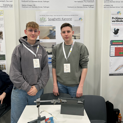 Bild vergr&ouml;&szlig;ern: Jugend forscht - Team der Ferdinand-von-Steinbeis-Schule