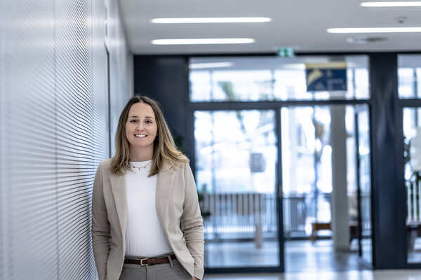 Bild vergr&ouml;&szlig;ern: H&ouml;rner Amelie