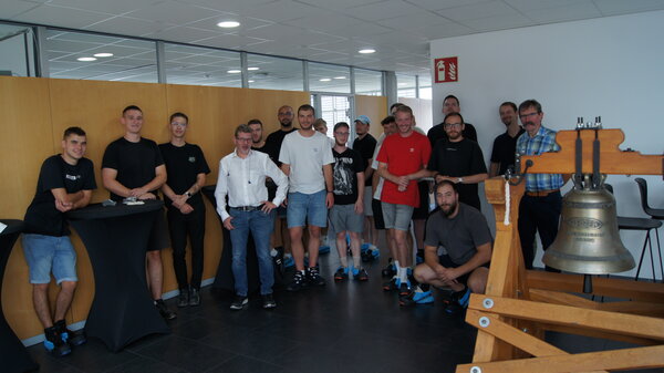 Bild vergr&ouml;&szlig;ern: Firmenbesuch der Klasse FTM1/1 bei Fa. Leiber Group GmbH & Co. KG
